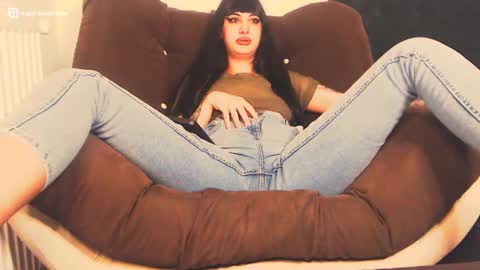 Amy online show from February 21, 2025, 2:17 am