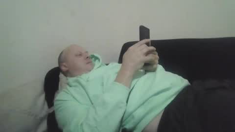 Snapshot of ballzrockwell chatting on November 26, 2025, 5:14 pm ballzrockwell online show from November 26, 2025, 5:14 pm