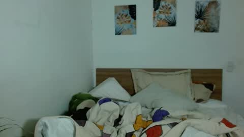 Andres -  online show from January 24, 2025, 9:58 pm