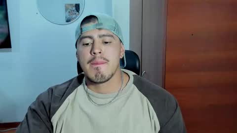 Snapshot of baltazardupont chatting on January 7, 2026, 3:42 am Andres - online show from January 7, 2026, 3:42 am