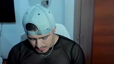 Snapshot of baltazardupont chatting on January 13, 2026, 10:20 am Andres - online show from January 13, 2026, 10:20 am