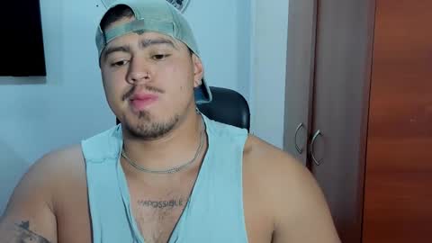 Snapshot of baltazardupont chatting on January 15, 2026, 9:14 am Andres - online show from January 15, 2026, 9:14 am