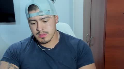 Snapshot of baltazardupont chatting on February 7, 2026, 9:13 am Andres - online show from February 7, 2026, 9:13 am