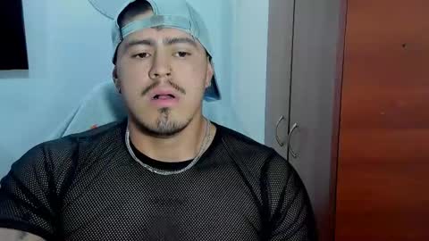 Snapshot of baltazardupont chatting on February 9, 2026, 9:35 am Andres - online show from February 9, 2026, 9:35 am