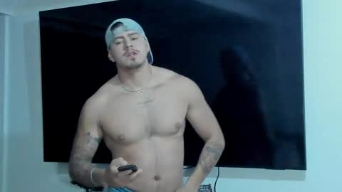 Snapshot of baltazardupont chatting on March 4, 2026, 9:48 am Andres - online show from March 4, 2026, 9:48 am