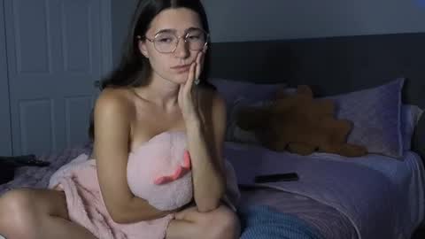 bambifarrina online show from September 20, 2025, 2:34 am