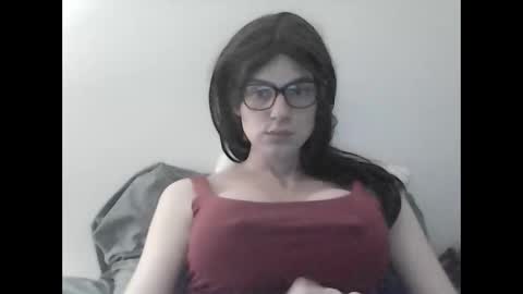 Bambi online show from November 25, 2025, 11:16 pm