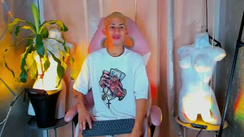 Snapshot of ban_sex1 chatting on June 14, 2026, 2:08 pm ban_sex1 online show from June 14, 2026, 2:08 pm