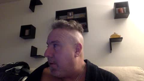 banana5289 online show from January 24, 2025, 11:23 pm