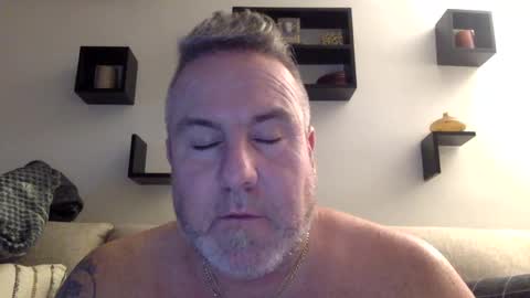 banana5289 online show from February 8, 2025, 2:15 am