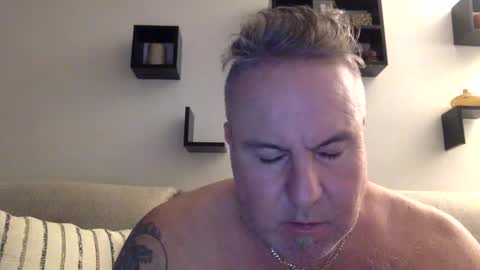 banana5289 online show from February 11, 2025, 8:42 pm