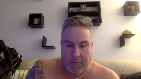 banana5289 online show from February 14, 2025, 8:15 pm