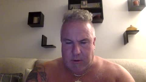 banana5289 online show from September 17, 2025, 11:06 pm