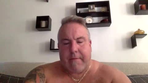 banana5289 online show from September 19, 2025, 7:25 pm