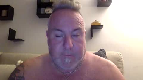 banana5289 online show from April 21, 2026, 1:42 am