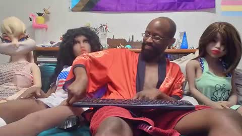 Snapshot of bandohusbando chatting on July 4, 2026, 5:13 am Bando Husbando online show from July 4, 2026, 5:13 am