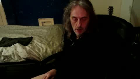 bangintoleather online show from April 3, 2026, 1:58 am