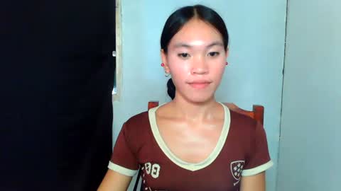 Snapshot of baninay810654 chatting on June 14, 2026, 2:24 am baninay810654 online show from June 14, 2026, 2:24 am