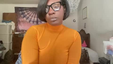 Chelly online show from April 13, 2026, 8:47 pm