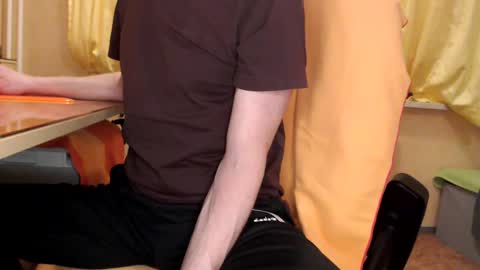       online show from March 8, 2025, 7:31 pm