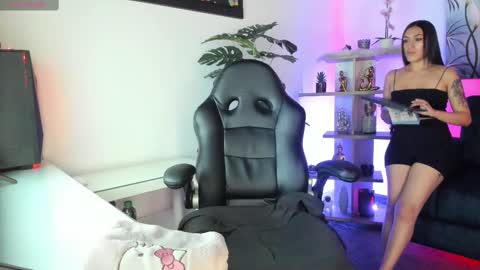 Gabi  online show from September 22, 2025, 7:16 pm