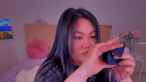 Barbie Kim online show from December 9, 2024, 2:02 am