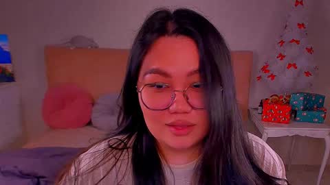 Barbie Kim online show from January 24, 2025, 6:46 pm