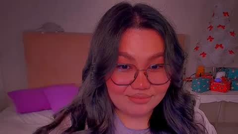 Barbie Kim online show from February 7, 2025, 7:49 pm