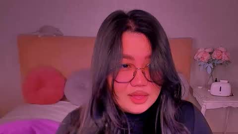 Barbie Kim online show from February 18, 2025, 4:04 am