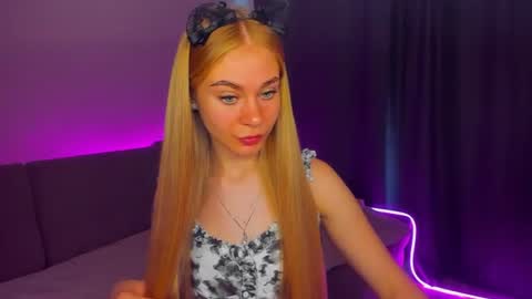 Snapshot of barbarachic chatting on July 3, 2026, 11:16 am BarbaraChic online show from July 3, 2026, 11:16 am