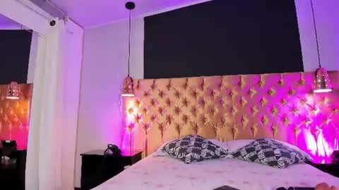 Snapshot of barbaraferrer_ chatting on July 7, 2026, 5:32 am Barbara online show from July 7, 2026, 5:32 am