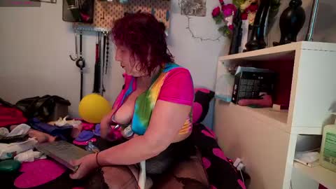 barbaraviciosa online show from April 18, 2026, 10:08 am