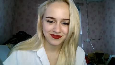 barbie___girl online show from November 15, 2025, 12:56 pm