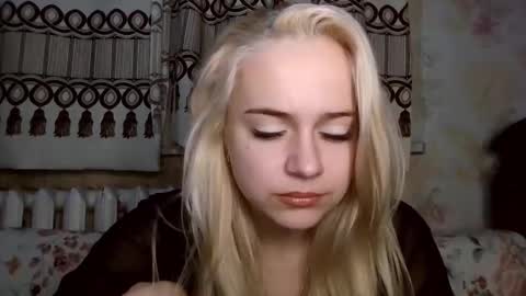 barbie___girl online show from January 18, 2026, 3:16 pm