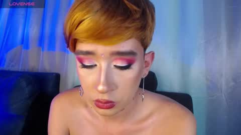          I work from home this is my room 3 online show from January 27, 2025, 7:35 am