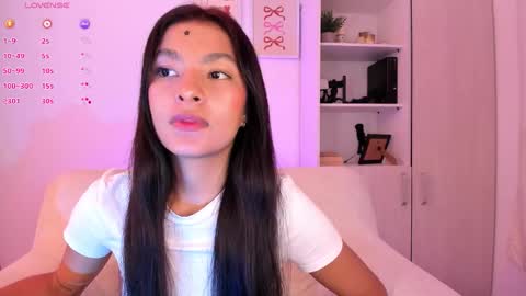  independet model online show from October 19, 2025, 5:19 am