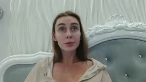 Kate online show from April 13, 2026, 6:46 pm