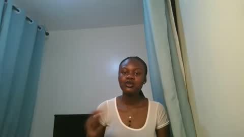 queen online show from March 3, 2026, 10:26 pm