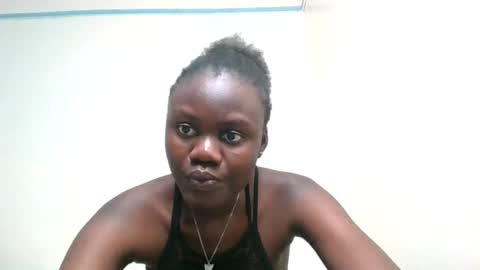 Snapshot of barbie_queen2 chatting on June 12, 2026, 8:41 pm queen online show from June 12, 2026, 8:41 pm