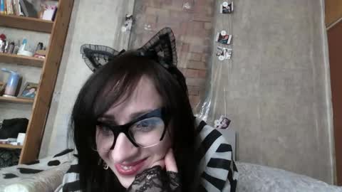 Snapshot of barbie_rococo chatting on April 24, 2026, 7:27 pm barbie_rococo online show from April 24, 2026, 7:27 pm
