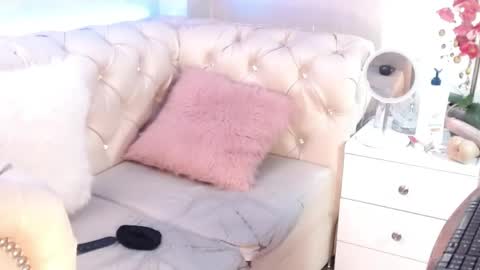 Snapshot of barbiefox_ chatting on May 1, 2026, 12:59 am barbiefox_ online show from May 1, 2026, 12:59 am