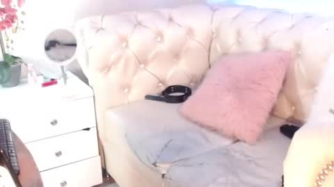 Snapshot of barbiefox_ chatting on July 8, 2026, 12:37 am barbiefox_ online show from July 8, 2026, 12:37 am