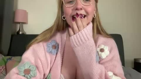 barbiegirl966 online show from February 7, 2025, 9:26 pm