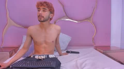 Snapshot of barbiegirl___ chatting on April 24, 2026, 5:32 am barbiegirl___ online show from April 24, 2026, 5:32 am
