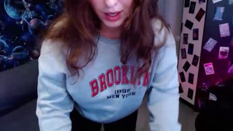 barbiepie online show from October 15, 2025, 5:40 am