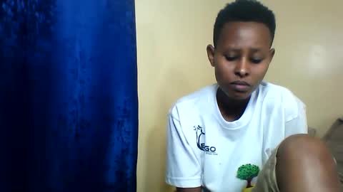 barbies_girles online show from November 3, 2025, 5:25 pm