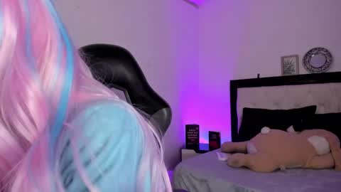 Snapshot of barbieteeen chatting on December 4, 2025, 4:55 am Barbie... online show from December 4, 2025, 4:55 am