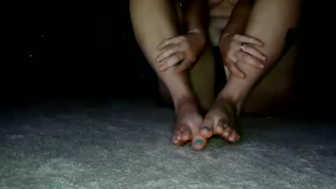 Snapshot of barefootbbyy chatting on June 26, 2026, 1:21 am Candi online show from June 26, 2026, 1:21 am