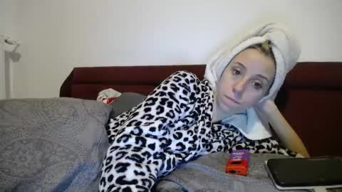 Lena online show from February 11, 2025, 7:05 pm