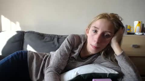 Lena online show from March 6, 2025, 8:19 am